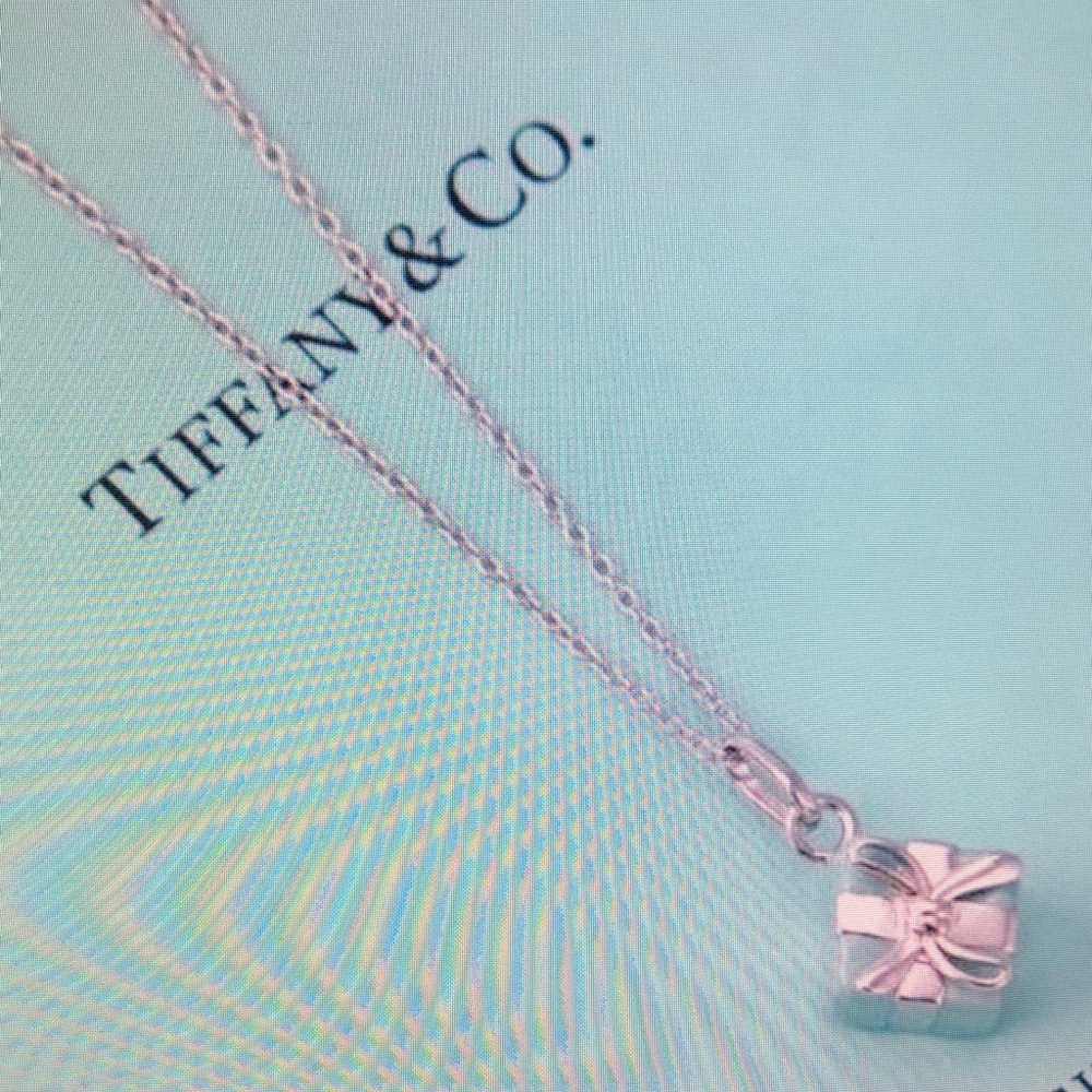 Tiffany & Co Pink Gold Bow Pendant Necklace